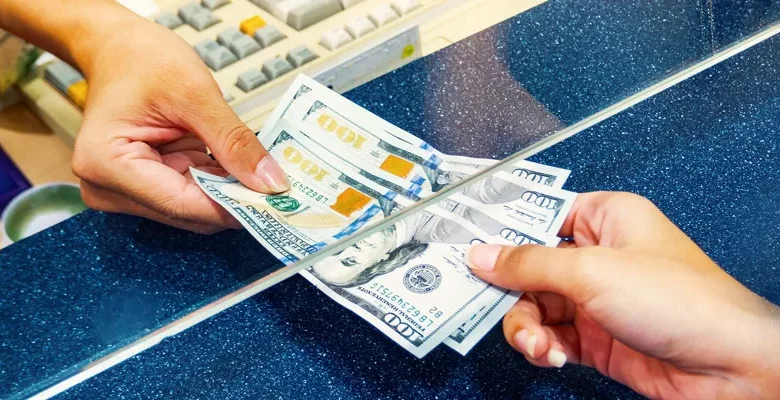 الدولار-يرتفع-إلى-50.59-جنيهًا-فى-تعاملات-اليوم