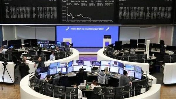 ارتفاع-غالبية-المؤشرات-الأوروبية.-وسهم-إل-في-إم-إتش-يهبط-7%