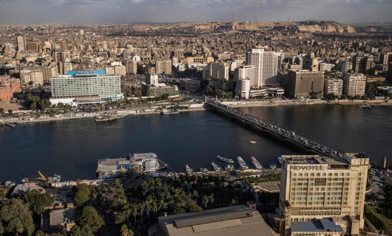 “فيتش-سوليوشنز”:-الإصلاحات-الاقتصادية-تسهم-في-خفض-الدين-العام-إلى-50%-بحلول-2034