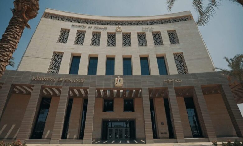 “المالية”-تعتزم-رفع-ضريبة-المقاولات-إلى-14%.-وتستهدف-نمواً-بنسبة-107%-في-الحصيلة