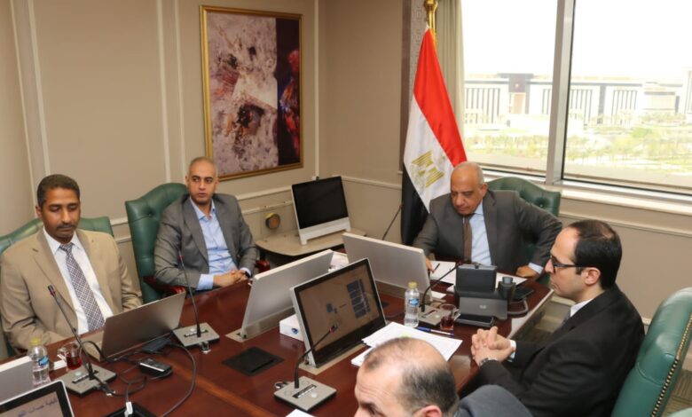 وزير-الكهرباء-يتابع-مستجدات-تشغيل-منظومة-الشحن-الموحد-للعدادات