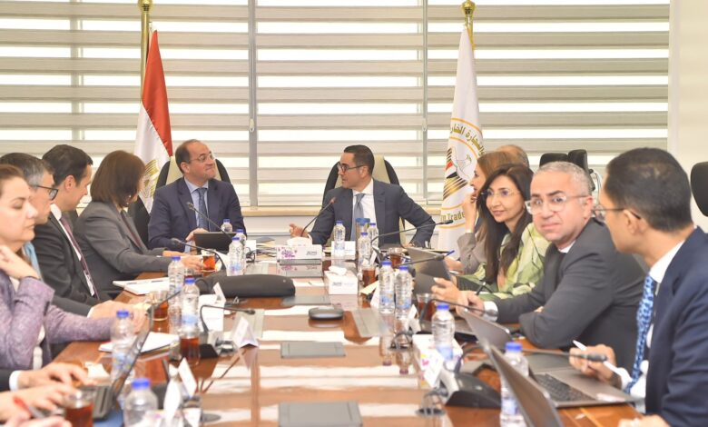 وزيرا-الاستثمار-والمالية-يجتمعان-مع-بعثة-صندوق-النقد-الدولى