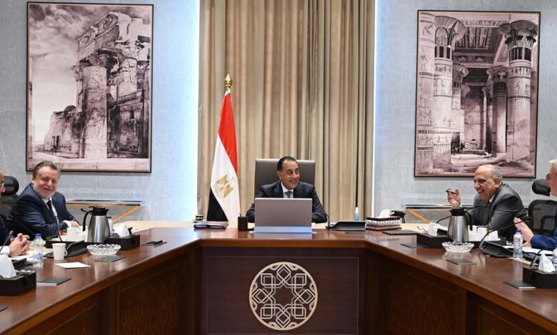 الحكومة-تستعرض-خطة-توفير-المنتجات-البترولية-لتشغيل-محطات-الكهرباء-استعدادًا-للصيف-المُقبل