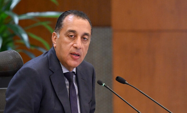 رئيس-الوزراء-يفتتح-مصنعين-في-“السخنة”-باستثمارات-210-ملايين-دولار